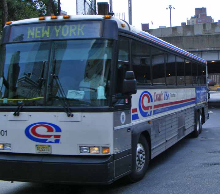 Coach USA New York MCI Shortline 8901